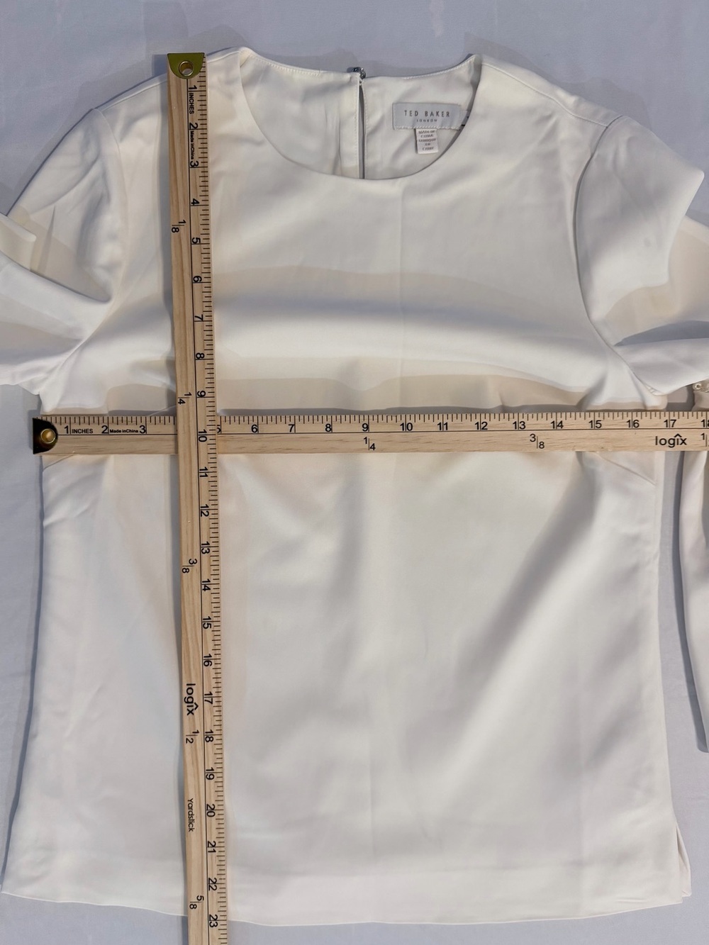 Ted Baker Off White Pearl-Trim Holiday Classic Blouse Size M or Pit to Pit 17” - Picture 4 of 8